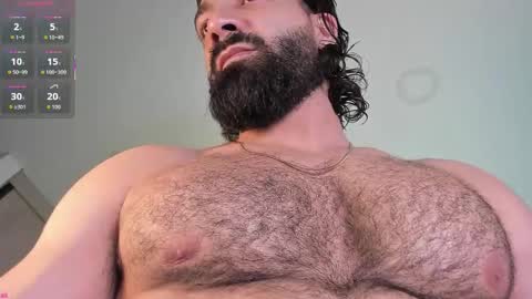 Snapshot of maxstrong01 chatting on December 4, 2025, 10:51 pm Max online show from December 4, 2025, 10:51 pm