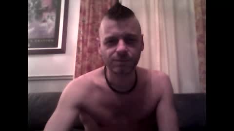 MaxTheWolf online show from November 27, 2025, 9:39 pm