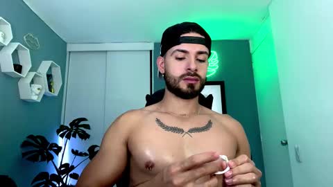 Maxi online show from November 13, 2025, 10:52 pm