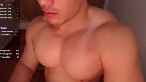 Snapshot of maxwel949813 chatting on February 25, 2025, 8:36 am Max online show from February 25, 2025, 8:36 am