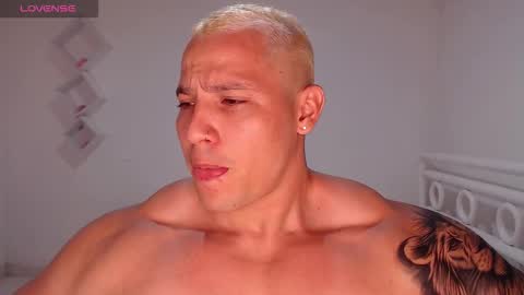 Snapshot of maxwel949813 chatting on October 26, 2025, 3:56 am Max online show from October 26, 2025, 3:56 am