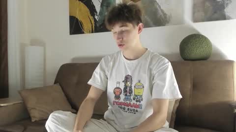 maxwellchik online show from October 1, 2025, 3:40 pm