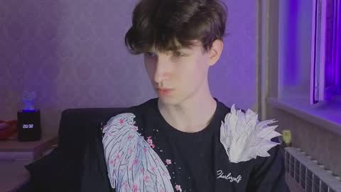 maxwellchik online show from April 2, 2026, 5:32 pm