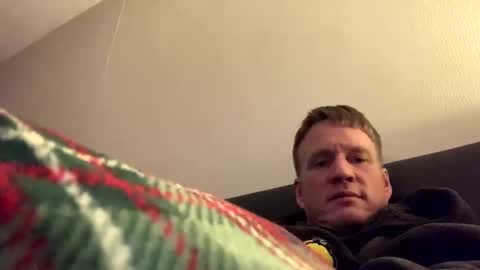 Snapshot of maxwilly7803039708 chatting on March 27, 2026, 12:49 am maxwilly7803039708 online show from March 27, 2026, 12:49 am