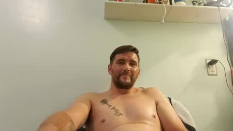 Snapshot of maxx916 chatting on October 6, 2025, 4:32 am Max online show from October 6, 2025, 4:32 am