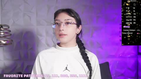 Snapshot of maxx_caprice chatting on May 19, 2026, 11:05 am gabby online show from May 19, 2026, 11:05 am