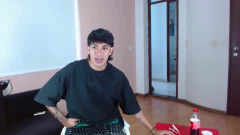 Snapshot of maxx_heatt chatting on September 13, 2025, 9:14 pm Maxx online show from September 13, 2025, 9:14 pm