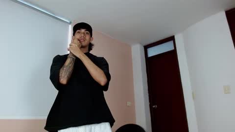 Snapshot of maxx_heatt chatting on October 4, 2025, 8:51 pm Maxx online show from October 4, 2025, 8:51 pm