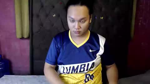 maxxi_18 online show from March 26, 2026, 11:49 am