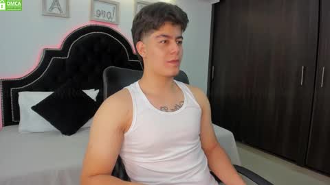 Snapshot of maxxicruz chatting on March 4, 2025, 1:45 am Maxxi online show from March 4, 2025, 1:45 am
