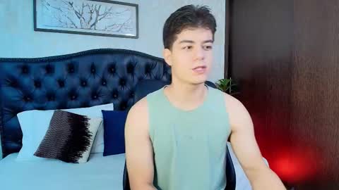Snapshot of maxxicruz chatting on October 19, 2025, 3:18 am Maxxi online show from October 19, 2025, 3:18 am