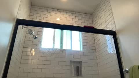 maxximus543280 online show from February 4, 2026, 11:42 pm