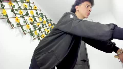 Max online show from March 9, 2026, 2:26 am