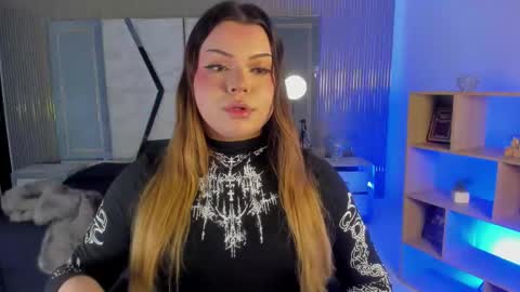 Maxine Minx online show from March 18, 2026, 12:36 am