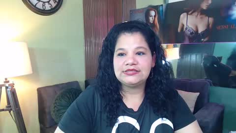 Snapshot of may_fk chatting on September 25, 2025, 5:22 am may_fk online show from September 25, 2025, 5:22 am