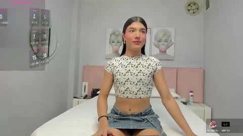 Snapshot of may_fox06 chatting on March 1, 2025, 2:04 am MAY online show from March 1, 2025, 2:04 am