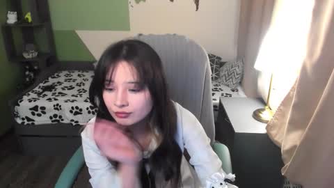 may_lings online show from March 4, 2026, 9:21 pm