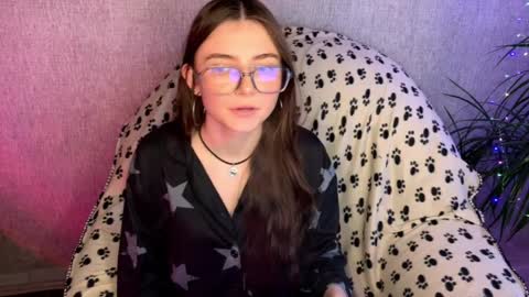 Snapshot of may_rollins chatting on April 1, 2026, 1:52 pm may online show from April 1, 2026, 1:52 pm