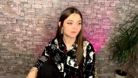 Snapshot of may_rollins chatting on April 27, 2026, 2:15 pm may online show from April 27, 2026, 2:15 pm