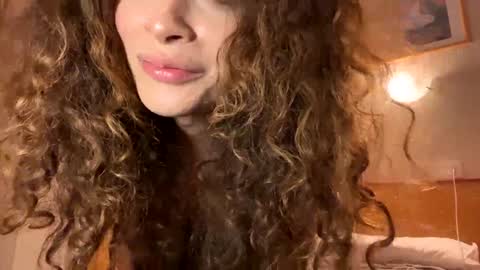 Maya transgirl online show from December 17, 2024, 9:38 pm