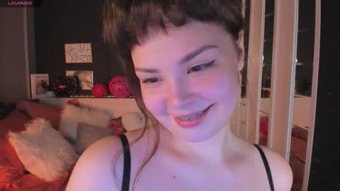 Maya online show from February 6, 2026, 2:09 pm