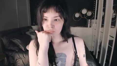 Snapshot of maya___muse chatting on August 9, 2026, 1:38 pm Maya online show from August 9, 2026, 1:38 pm