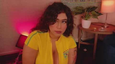 maya_house online show from February 28, 2026, 4:57 am