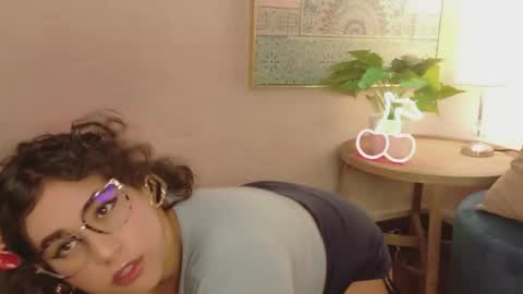 maya_house online show from April 29, 2026, 5:00 am