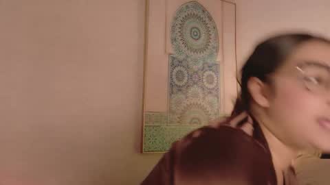 maya_house online show from May 8, 2026, 5:02 am