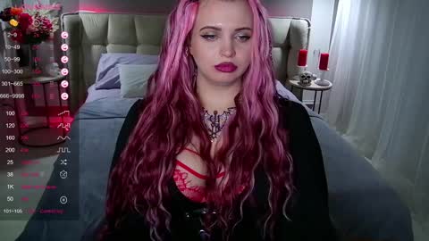 Maya Mils online show from February 11, 2025, 4:01 am