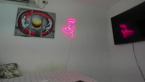 Snapshot of maya_nova1 chatting on February 1, 2026, 11:25 pm maya_nova1 online show from February 1, 2026, 11:25 pm