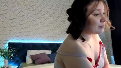 Maya online show from April 20, 2026, 1:08 am