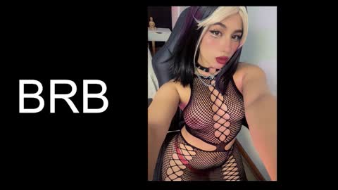 Snapshot of maya_rivers chatting on February 13, 2026, 12:06 am Maya online show from February 13, 2026, 12:06 am