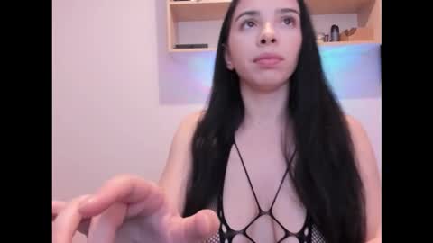 mayaduval online show from November 22, 2025, 10:09 pm