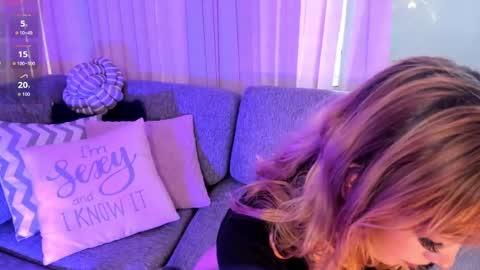 Mayajhons online show from September 27, 2025, 1:05 pm