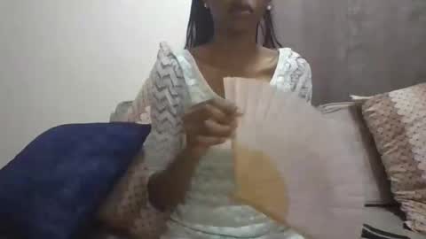 Snapshot of mayan001 chatting on October 12, 2025, 6:07 pm mayan online show from October 12, 2025, 6:07 pm