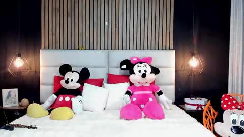 Nicolle Ruselle   Hello my lovely  schedule for great fun from  630 am and end 800 pm Colombian time I wait for you online show from March 3, 2025, 2:15 pm