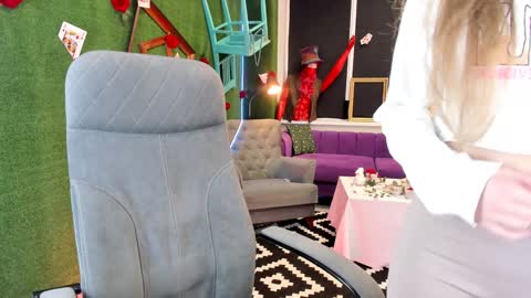 mayasinabon online show from February 8, 2025, 12:06 pm