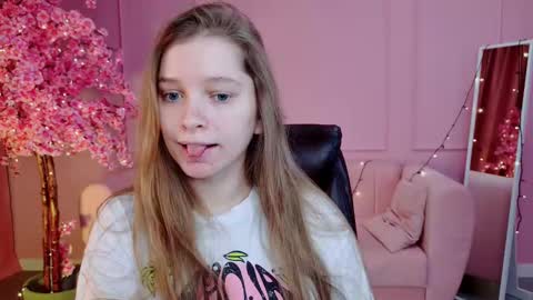 mayasinabon online show from March 2, 2025, 9:10 am