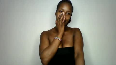 Snapshot of mayasmiley_ chatting on July 1, 2026, 5:31 am prettydoll online show from July 1, 2026, 5:31 am