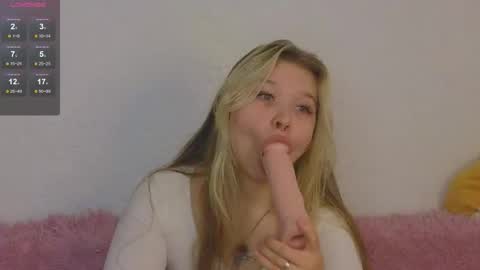 Maya  online show from October 25, 2025, 6:21 am