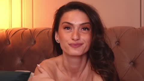 Snapshot of mayavixxen chatting on January 21, 2025, 6:33 am MayaVixxen online show from January 21, 2025, 6:33 am