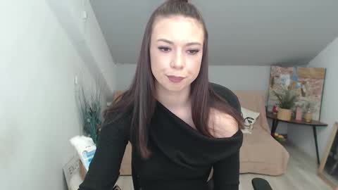 mayawill online show from December 16, 2025, 9:20 pm