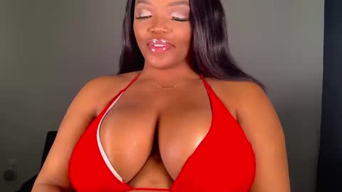 MayBabi online show from January 4, 2025, 2:04 pm