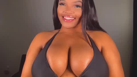 MayBabi online show from January 9, 2025, 3:55 pm