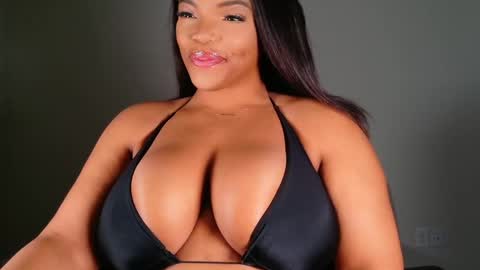 MayBabi online show from February 15, 2025, 11:06 am