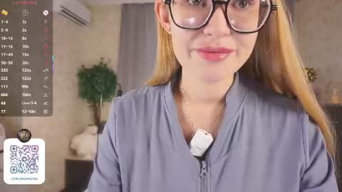 Snapshot of maybellebyone chatting on June 11, 2026, 2:53 am Milina online show from June 11, 2026, 2:53 am