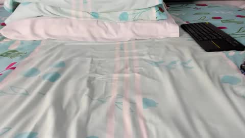 Maybelline69 online show from February 1, 2026, 8:18 pm