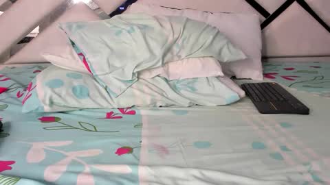 Maybelline69 online show from February 21, 2026, 7:53 am