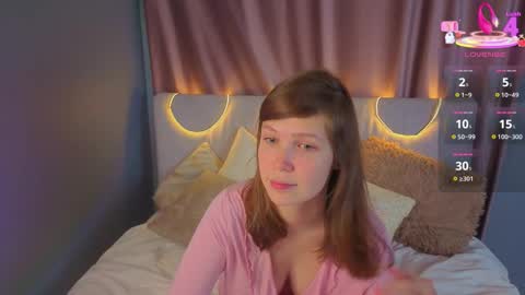 Snapshot of maygoodsell chatting on September 24, 2025, 6:44 pm Ann online show from September 24, 2025, 6:44 pm